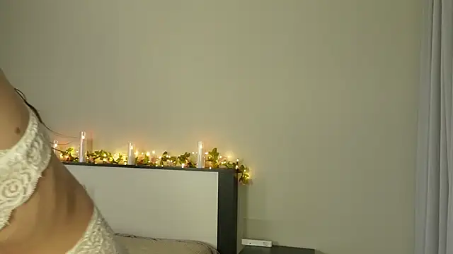 Undertheskin webcam
