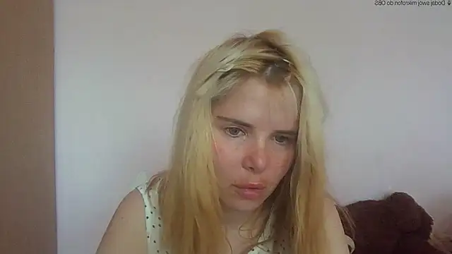 HornyElena webcam