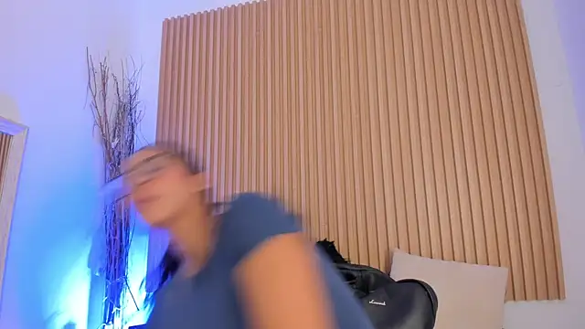 GenesisRuiz webcam