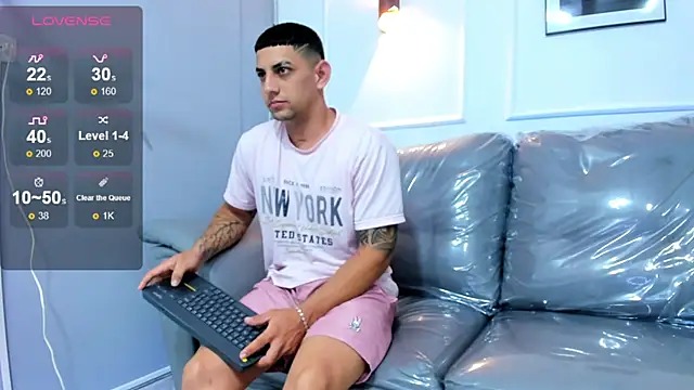 Alex_cute77 webcam