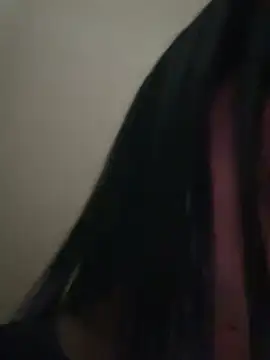alisson__hot (F milf) - show public ass