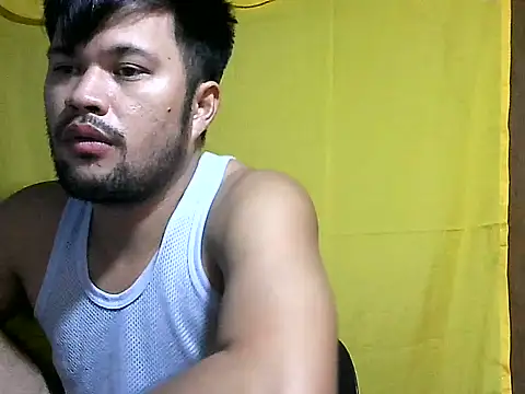 HairyHottestpinoyHandsome webcam