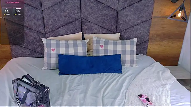 AnnieRouse__ webcam