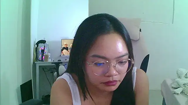 AlethiaBratsch webcam
