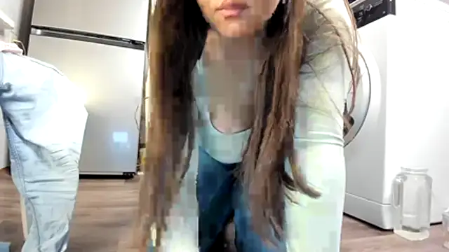 Mia_Marrone webcam