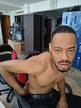 Oliver_bigblack_cock webcam