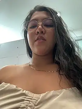 Chloe_Thomsoon_ webcam