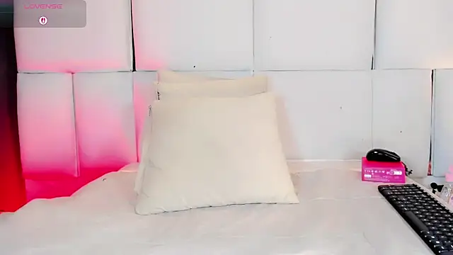 Kisses_Sophia webcam