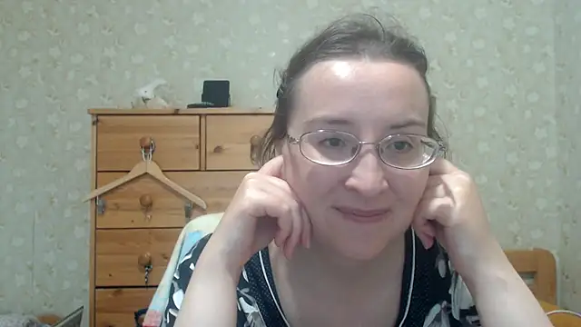 smart_rose - Smart_Rose's free webcam - UK Sex Cams