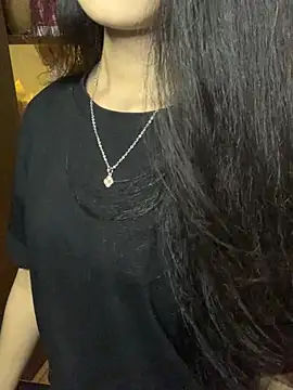 Nhinhi18 webcam
