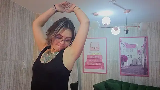 zarcasutra_t webcam