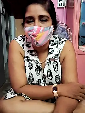 Rulali_44 webcam