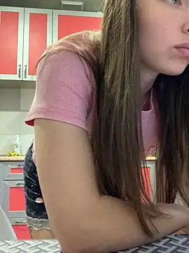 seducingyoghourt - SeducingYoghourt's free webcam - UK Sex Cams