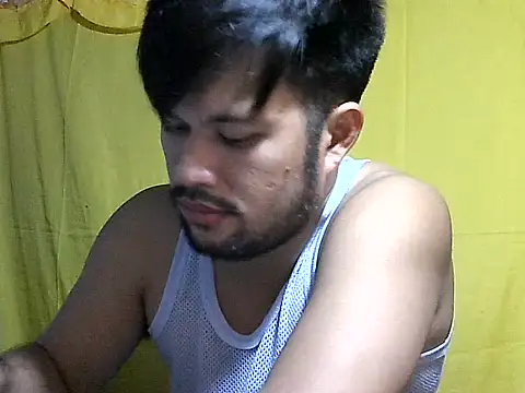 HairyHottestpinoyHandsome webcam