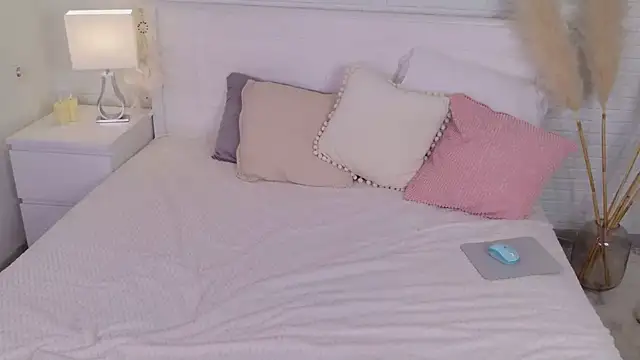 Ariella__cute webcam