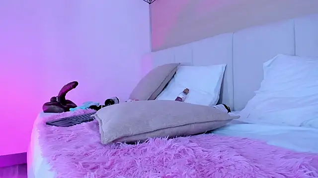 Haily_b webcam