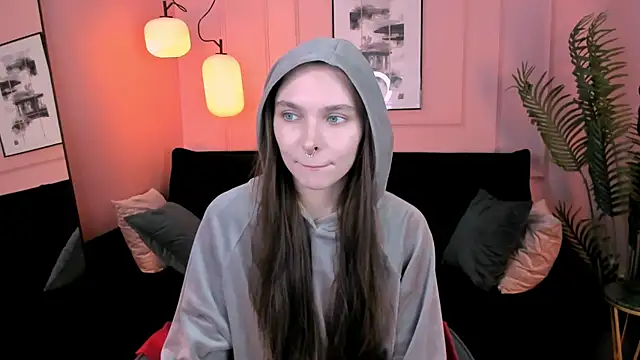 ChloeSunny webcam