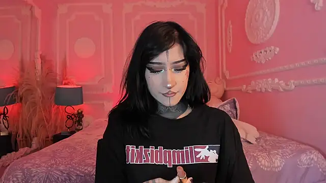 Kat_VonDe webcam