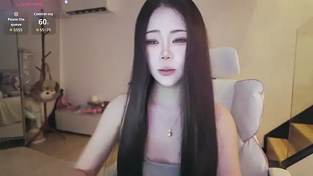 Jolie-22 webcam