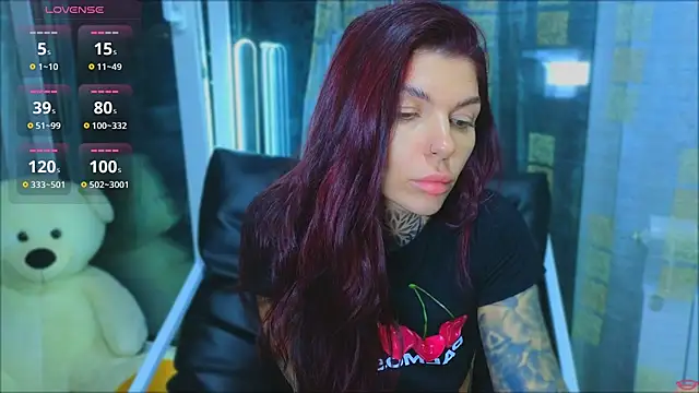 tattooedBabyy webcam
