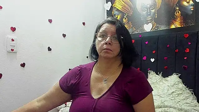 Evaaross_2345 webcam