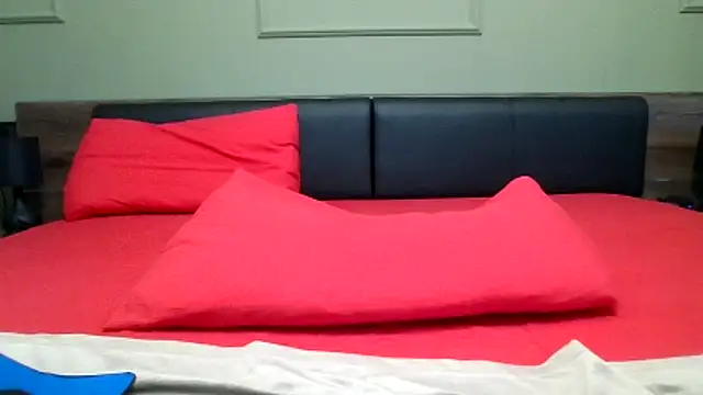 Ella_sweety00 webcam