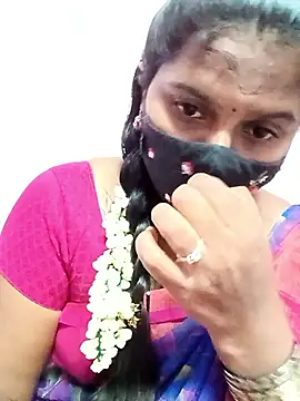 CuteDevilAnu webcam