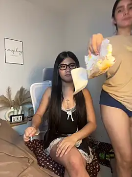 JassmineLove webcam