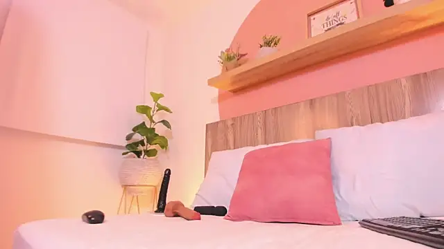 luna_blazze_ webcam