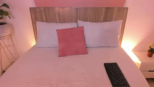 luna_blazze_ webcam