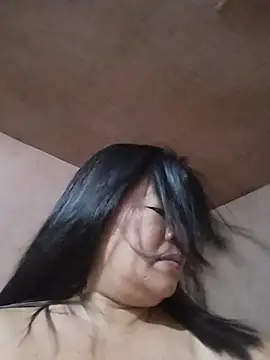 Lovelywoman43 webcam