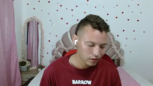 sven_fox723 webcam