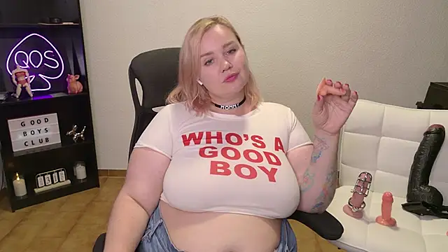 MargotGrey webcam