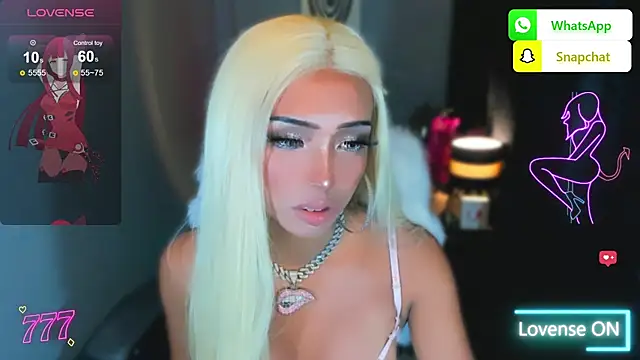 xUrGoddess_islaCumsAlotx webcam