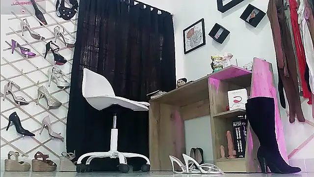 myla_sarah webcam