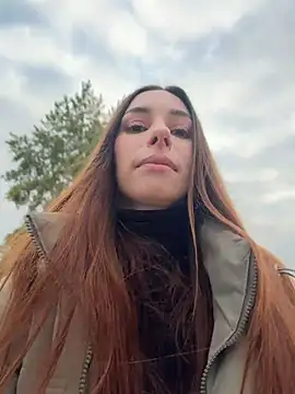 Amelie_Crosby webcam
