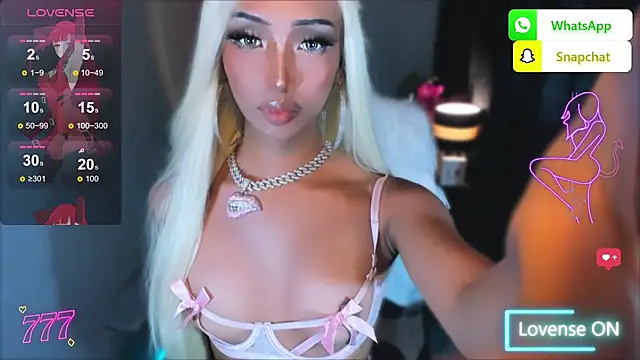 xUrGoddess_islaCumsAlotx webcam