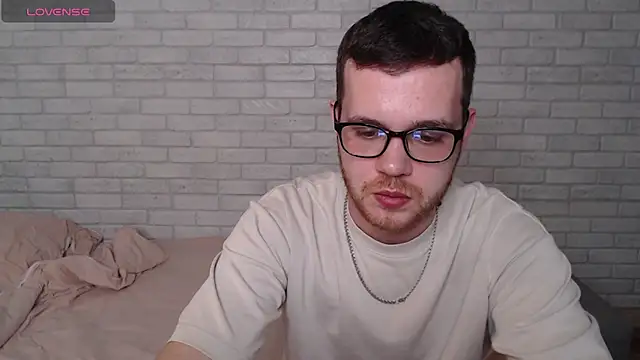 Alexxx_horny webcam