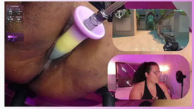 MhiaRey webcam