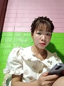 AmyLinee01 webcam