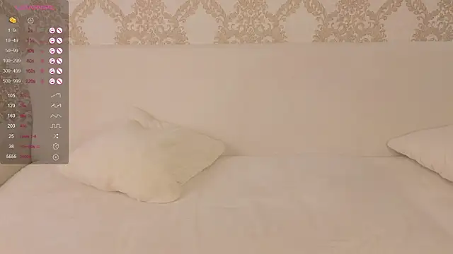 foxy_bloomm webcam