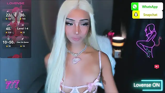 xUrGoddess_islaCumsAlotx webcam