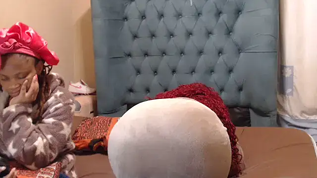 EbonyEssence webcam