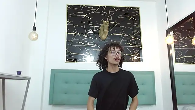 KittyStarmorbid webcam