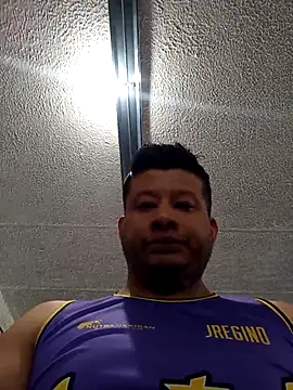 themorenofit08 webcam