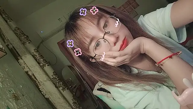 Lili_666 webcam