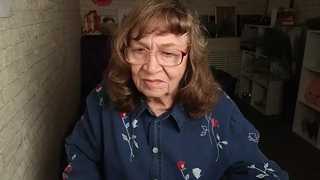 Betty_Brick webcam