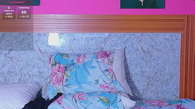 matureahomegirl (F young) - tight pussy massive squirt