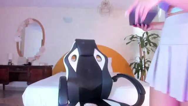 AlinaSimmons webcam