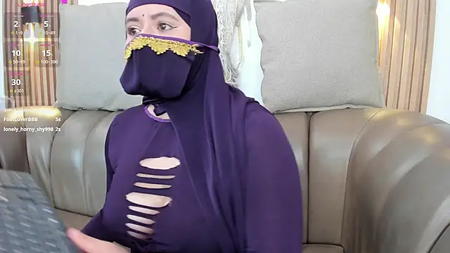 yasmin_dina (F young) - show nice tits